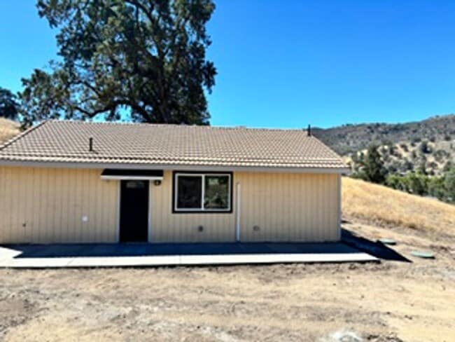 Building Photo - Charming Bear Valley Springs Home With A View!