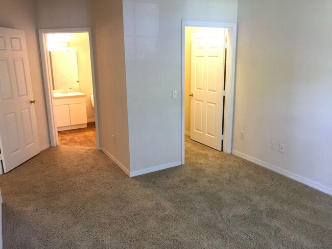 Photo - Millennia 2/2