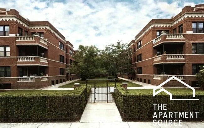 Building Photo - 2526 N Kedzie Blvd