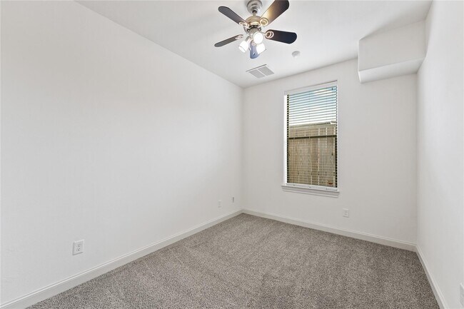 Photo - 2305 Bastrop St Unidad A