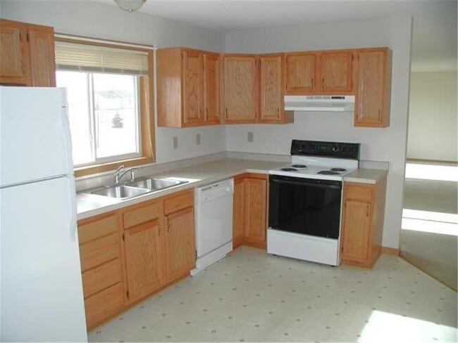 Photo - 1322 214th Ave