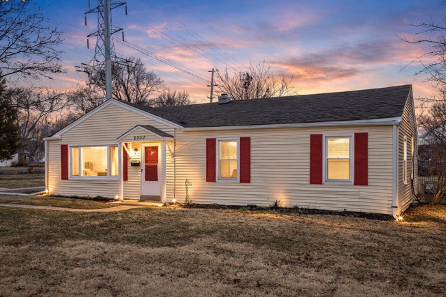 Building Photo - Space to Spare on Frost