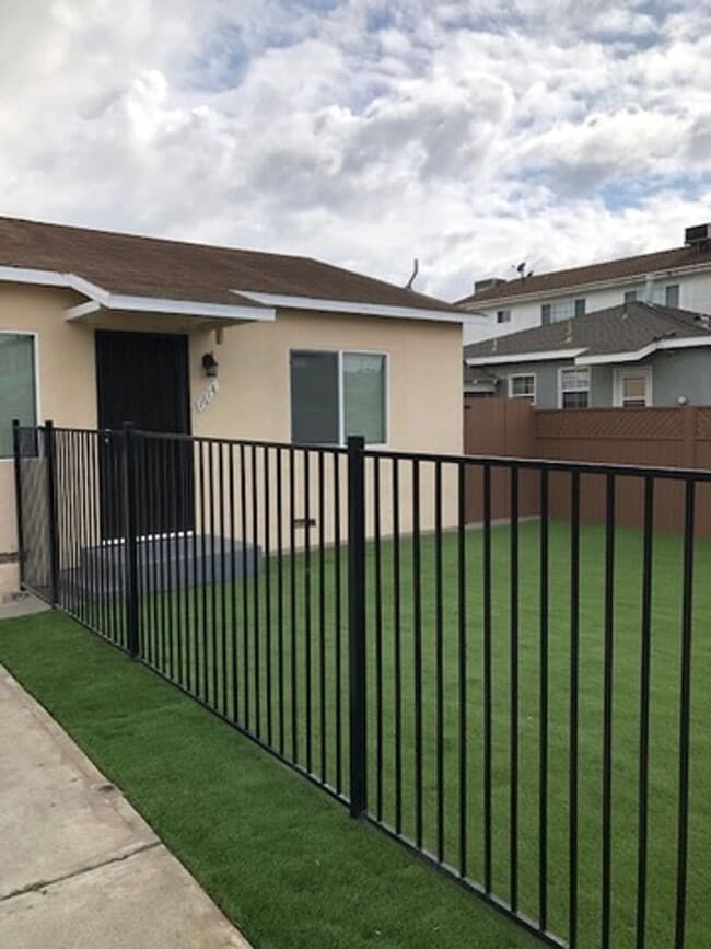 Building Photo - Ivandic at 205th Unit 1614 Rental