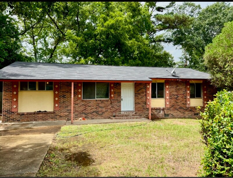 Photo - 1705 Floyd Rd House