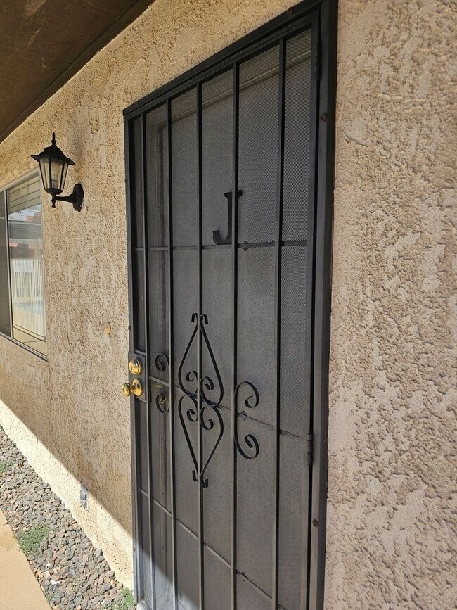 Photo - Unfurnished Condo Long Term