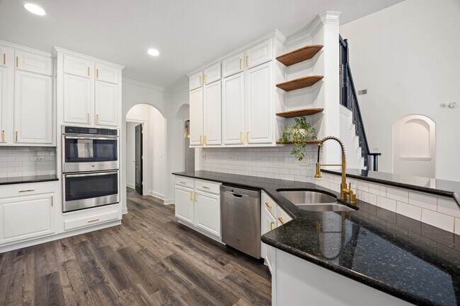 Photo - 6010 Gatewood Manor Dr