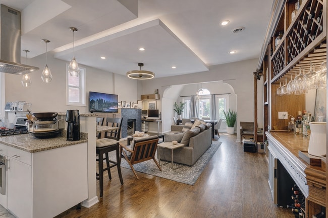 Photo - 1128 W Fullerton Ave Unit 3