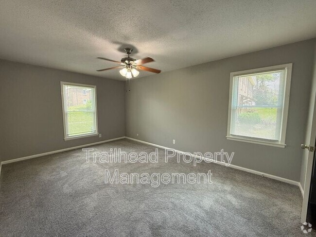 Building Photo - 7716 W 85th St Rental