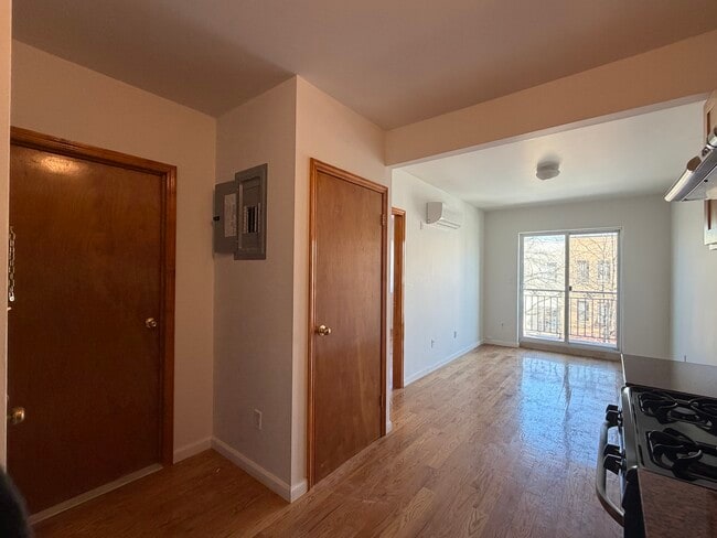 Photo - 342 53rd St Unit 3F