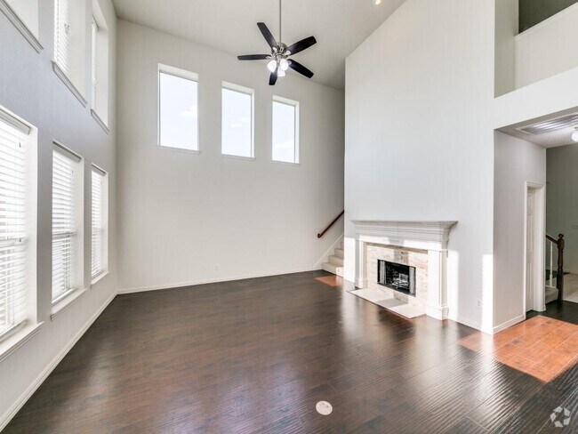 Building Photo - 8317 Spring Valley Ln Rental