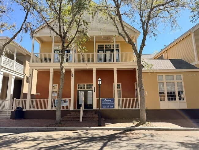 Building Photo - 5211 SW 91st Terrace Unit D