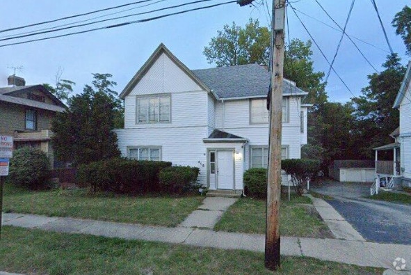 Building Photo - 415 N Sheridan Rd Rental