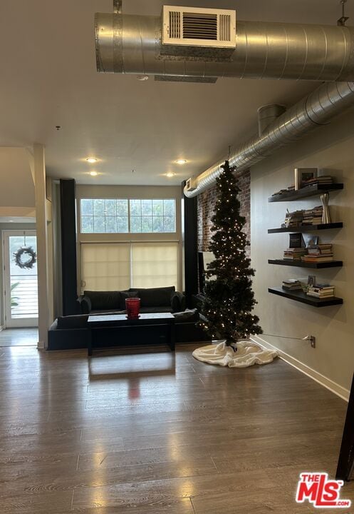 Photo - 5350 Playa Vista Dr