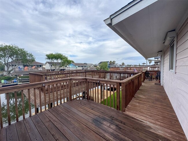 Photo - 1031 Redfish St