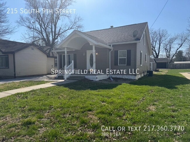 Building Photo - 215 S 9th St