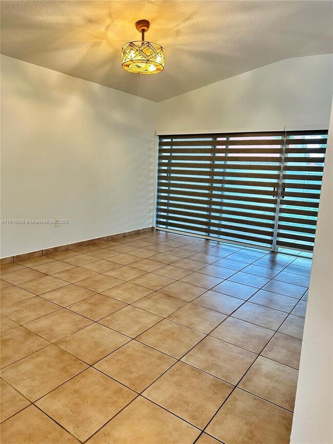 Photo - 1101 NW 134th Pl