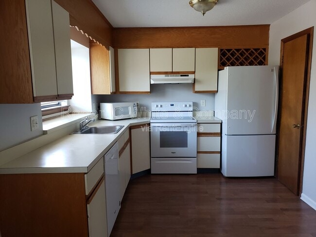 Photo - 174-176 Oakland St