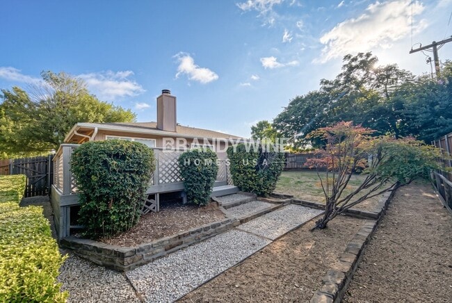 Building Photo - 508 Claymore Dr