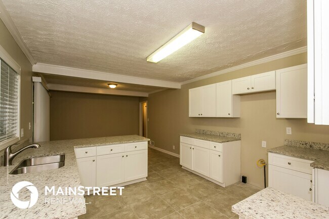 Photo - 3545 Ingledale Dr SW