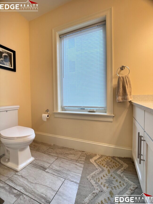 Photo - 122 Tremont St