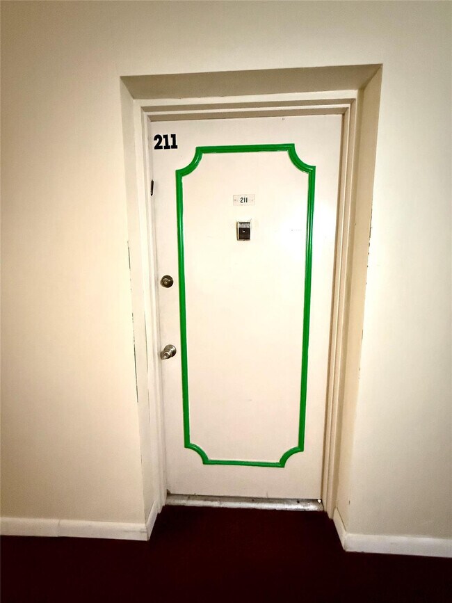 Photo - 4821 NW 22nd Ct Unit 211