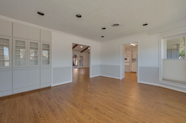 Photo - 3802 Sunnybrook Ln