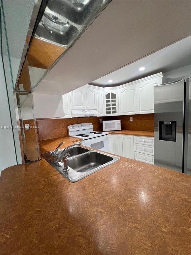 Photo - 526 NW 99th Ct Unit 526