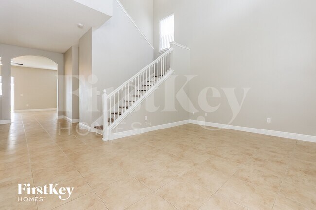 Photo - 663 Breezeway Ct