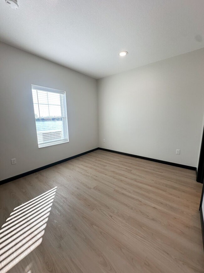 Photo - New! Beautiful 2 Bed, 2 Bath Apartment in ... Unit 2010-203