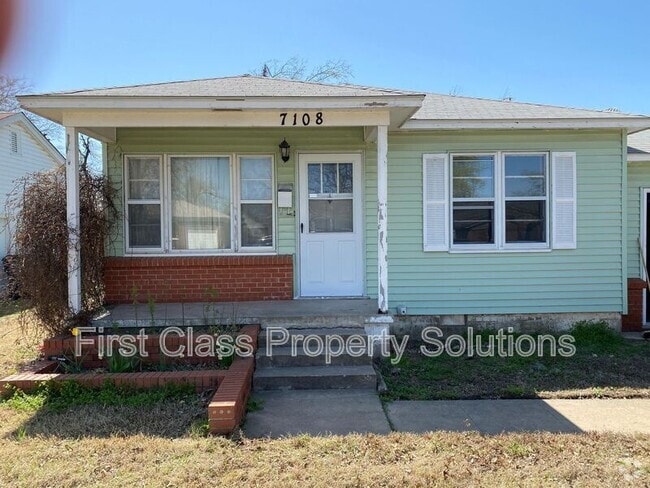 Building Photo - 7108 NW 44th St Rental