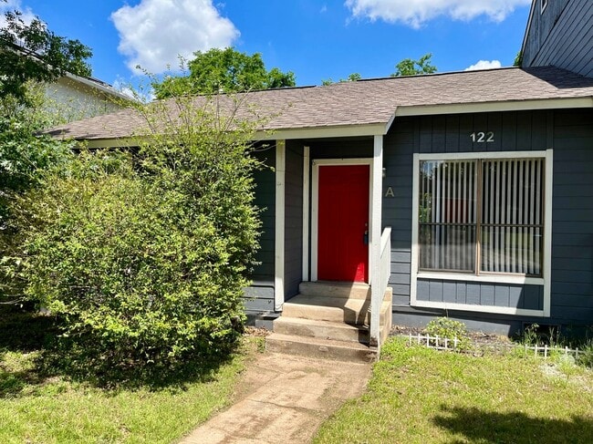 Building Photo - 122 Hillside Dr Unit A