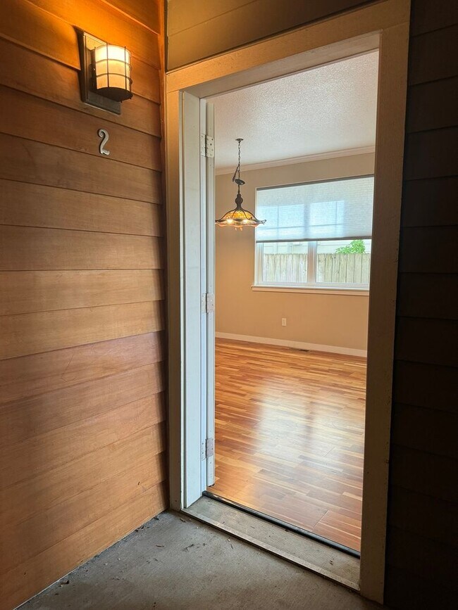 Photo - Modern Contemporary First-floor Condo located in Overlook neighborhood with Central A/C
