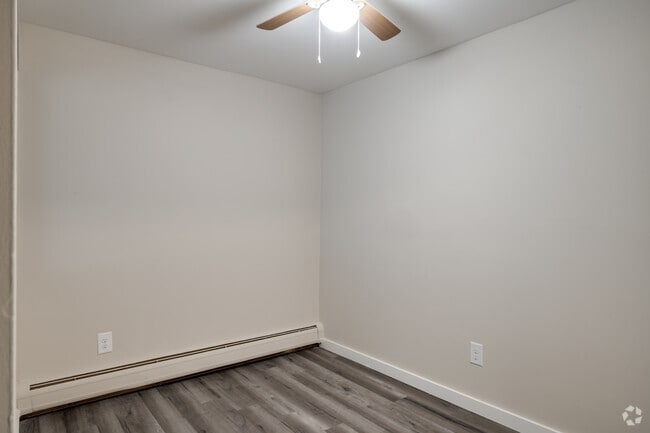 1BR, 1BA - Luxury - 730SF