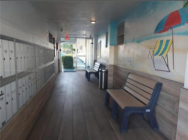 Photo - 1333 E Hallandale Beach Blvd Unit 305