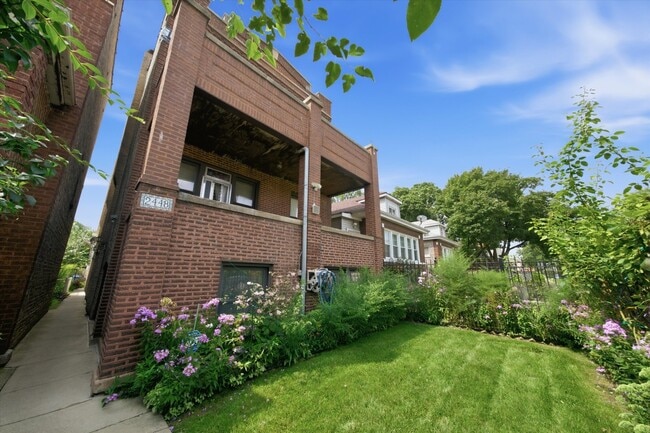 Photo - 2448 N Keeler Ave