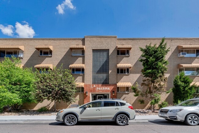 Photo - Large Two Bed / One bath in great Art deco building near Washington park. Unit 203