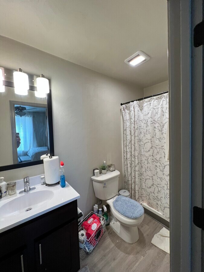 Photo - 515 Hunt Club Rd