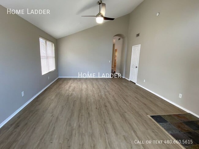 Photo - 4723 E Weaver Rd