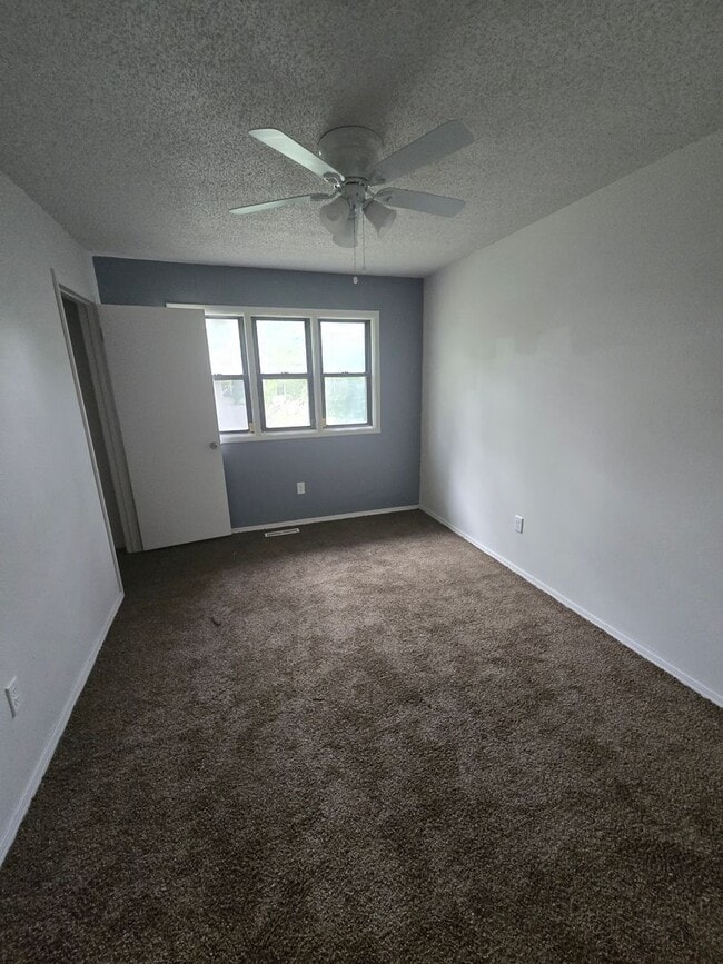 Photo - 3 bed 1 bath with partially finished basem...