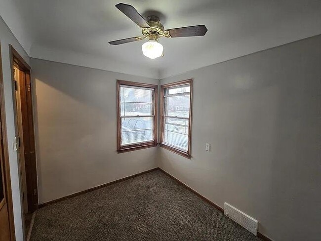 Photo - 18147 Runyon St