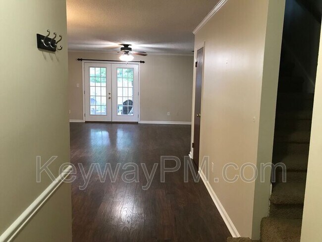 Photo - 2412 Deodara Dr Unit A