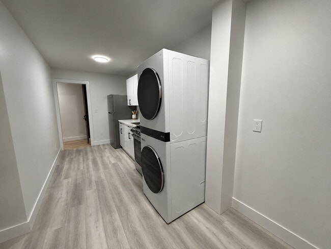 In Unit Washer Dryer