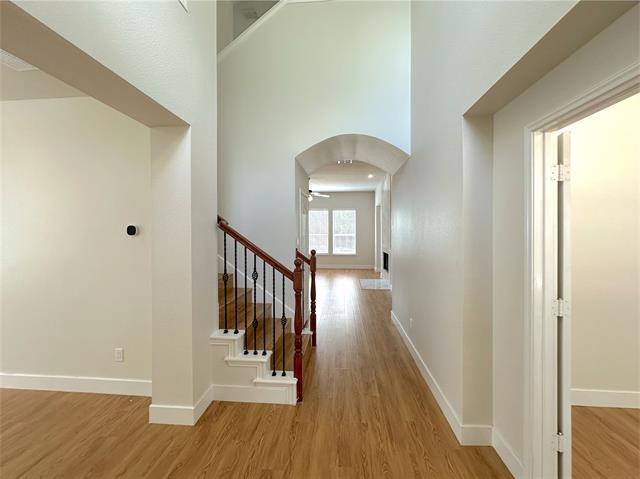 Photo - 1575 Poets Way