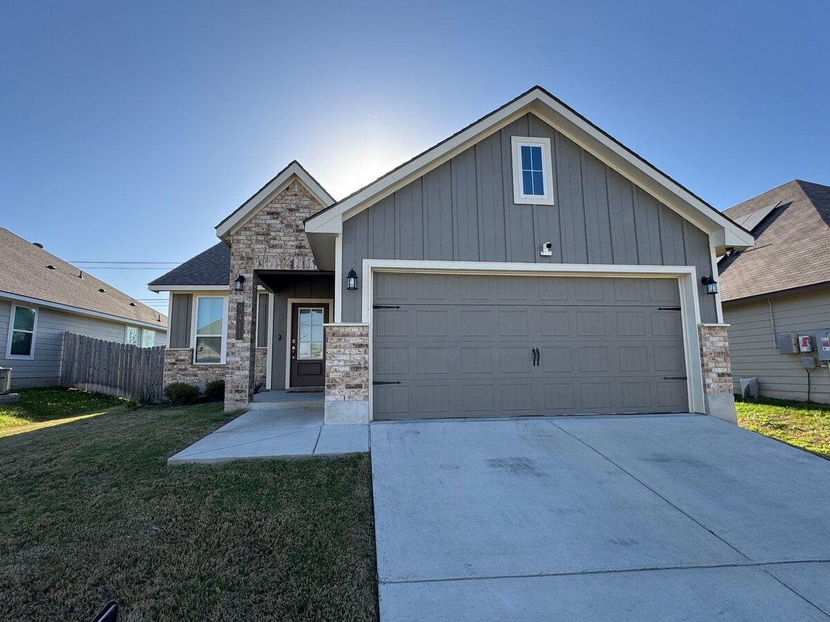 NEW IN MANAGEMENT - COMING SOON! - NEW IN MANAGEMENT - COMING SOON!