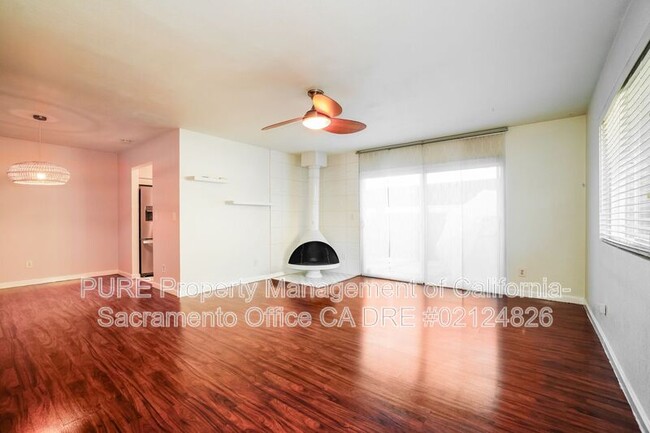 Photo - 2153 Cottage Way