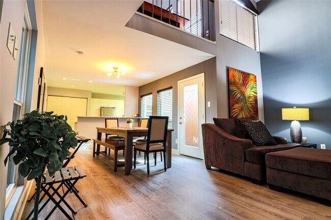 Photo - 4724 Post Oak Timber Dr Unidad 8/65