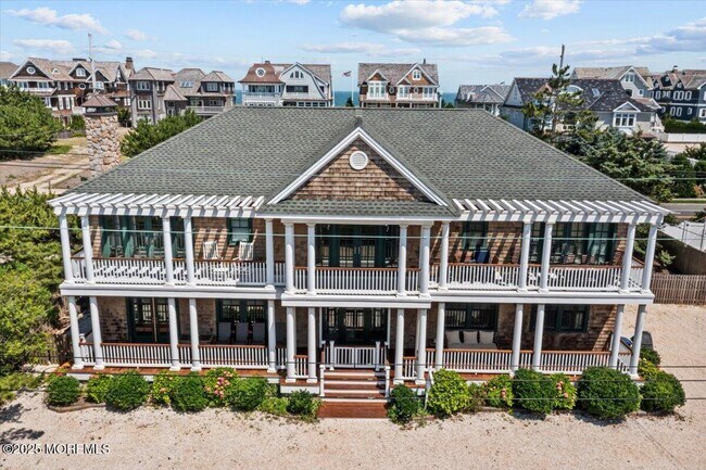 Photo - 1043 Barnegat Ln