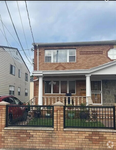 Building Photo - 145-92 224th St Rental