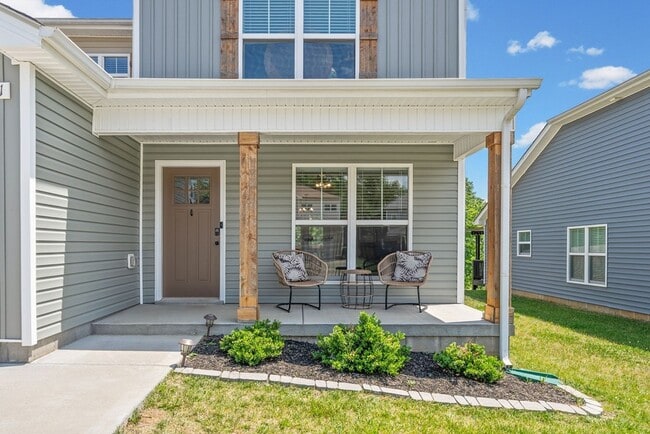 Photo - 411 Hillside Dr