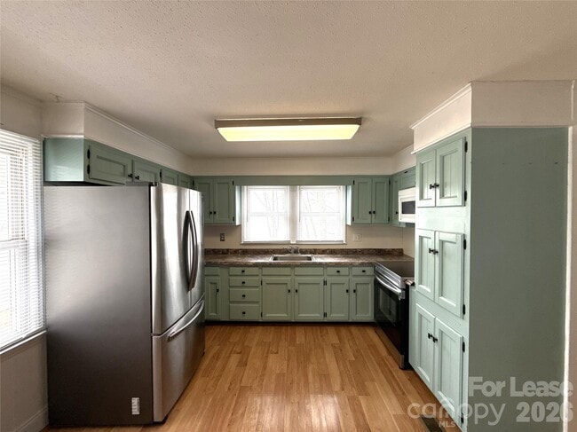 Photo - 3628 Brooks Ln